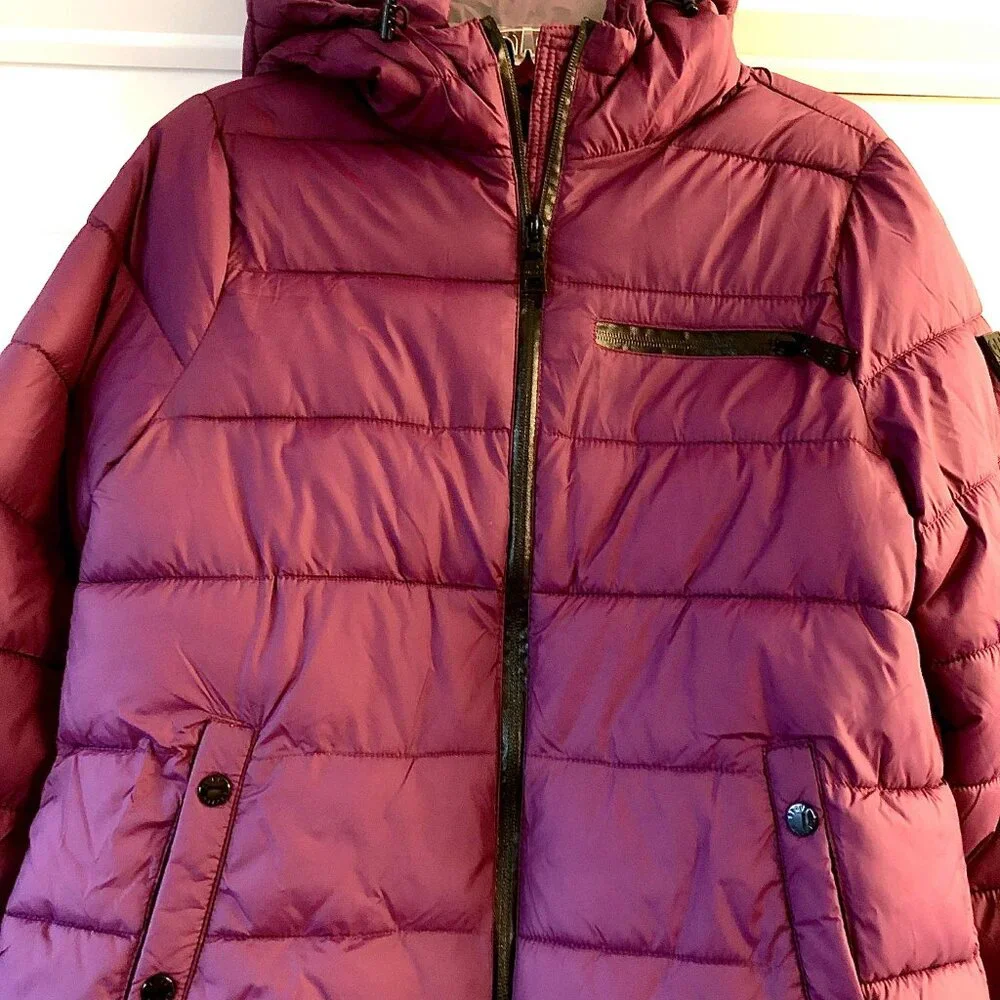 NWT STEVE MADDEN Packable Hooded Puffer Jacket Berry S